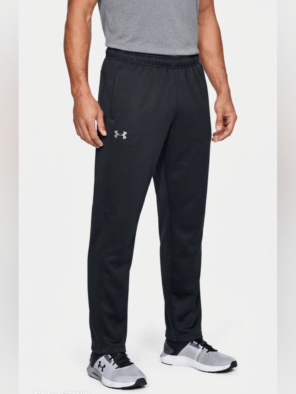 Under Armour Men's ColdGear Loose Fit Athletic Pants In Black! Size Large